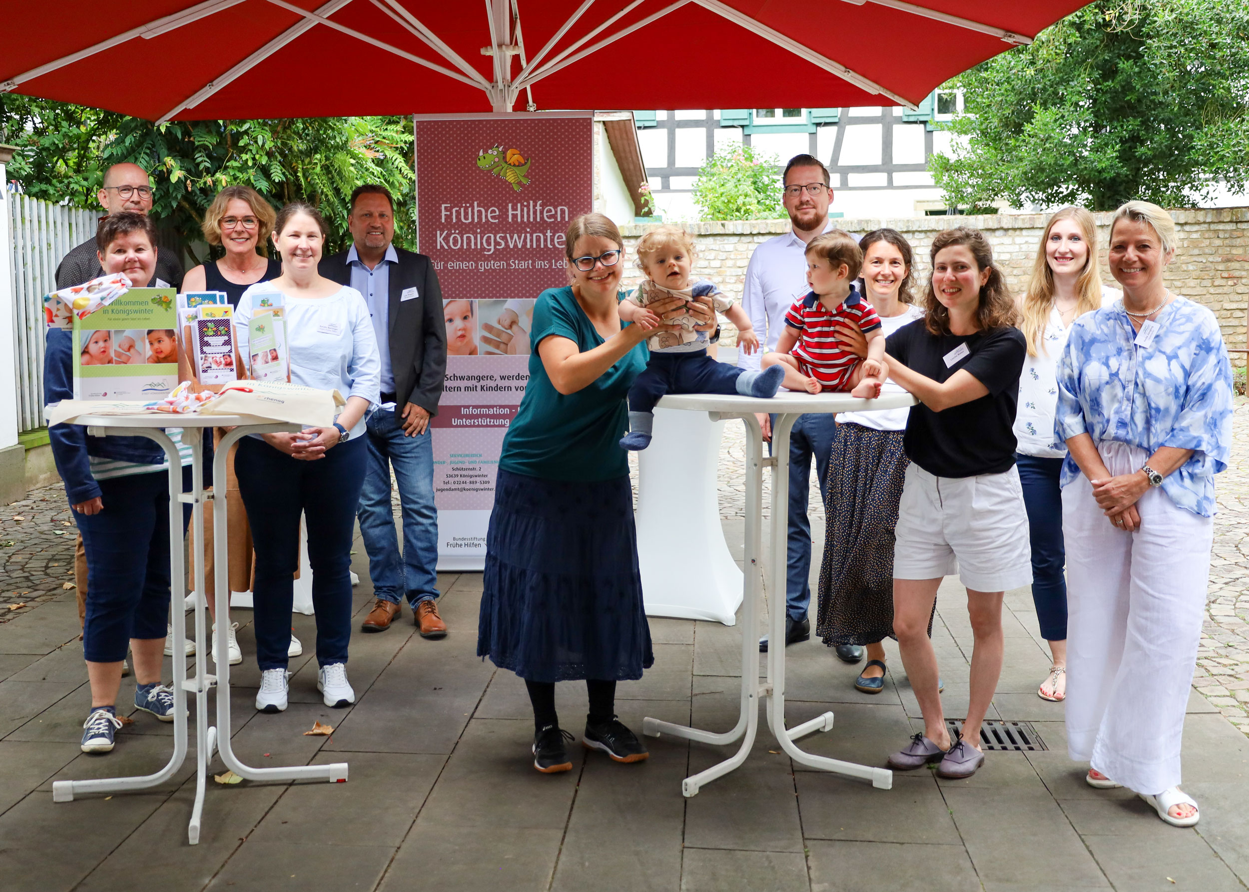 Gruppenbild Baby Willkommen Königswinter Gruppenbild Baby Willkommen Königswinter