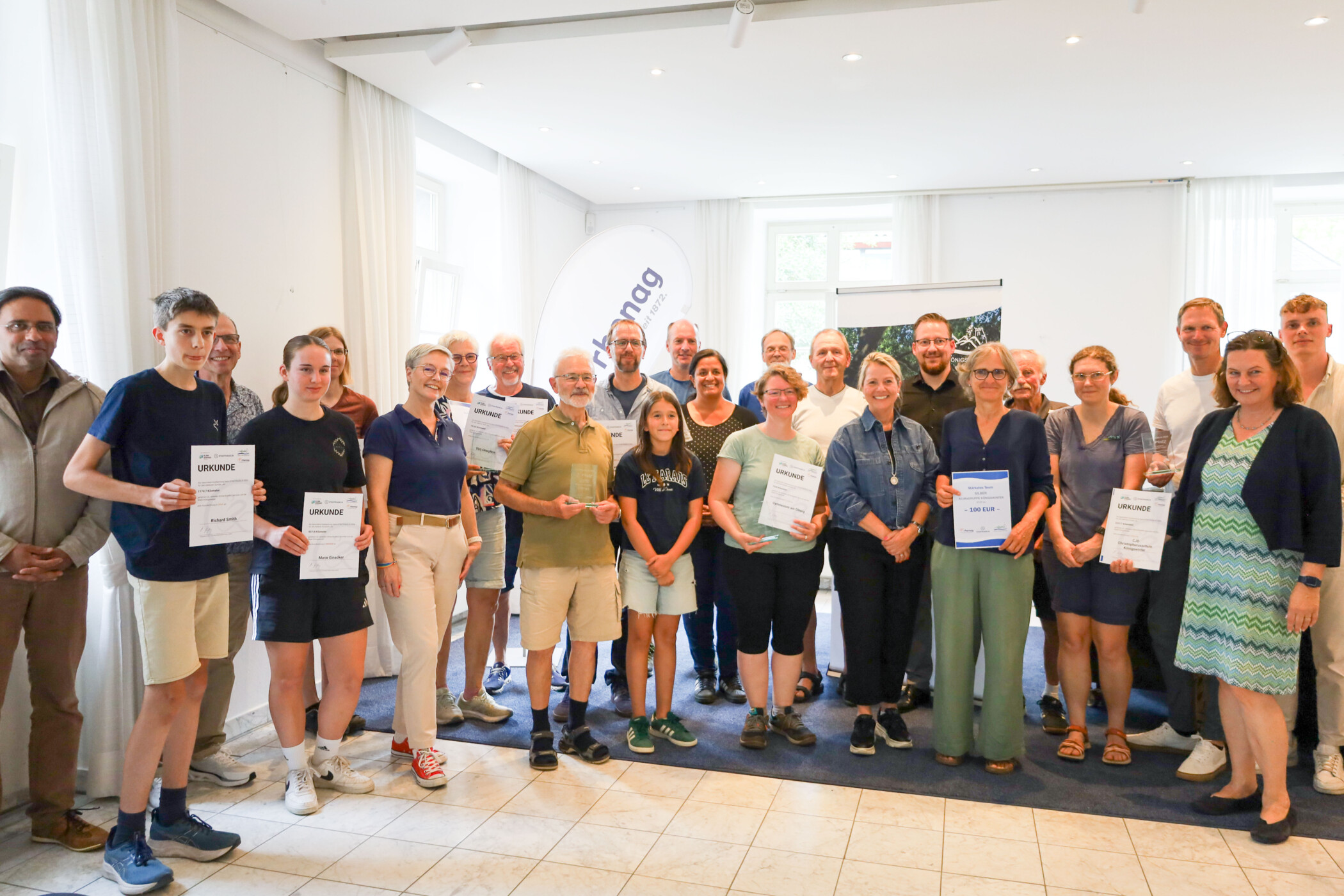 Radfahrende beim STADTRADELN 2026 in Königswinter auf dem Weg durch die Stadt